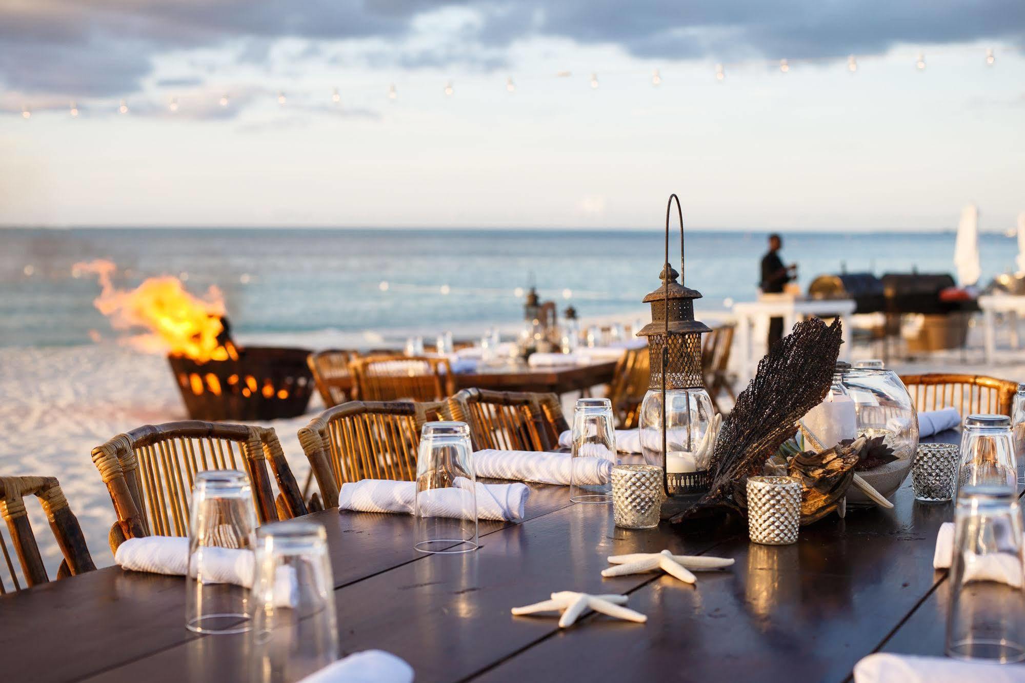 Beach House (Adults Only) The Bight Settlements Bagian luar foto