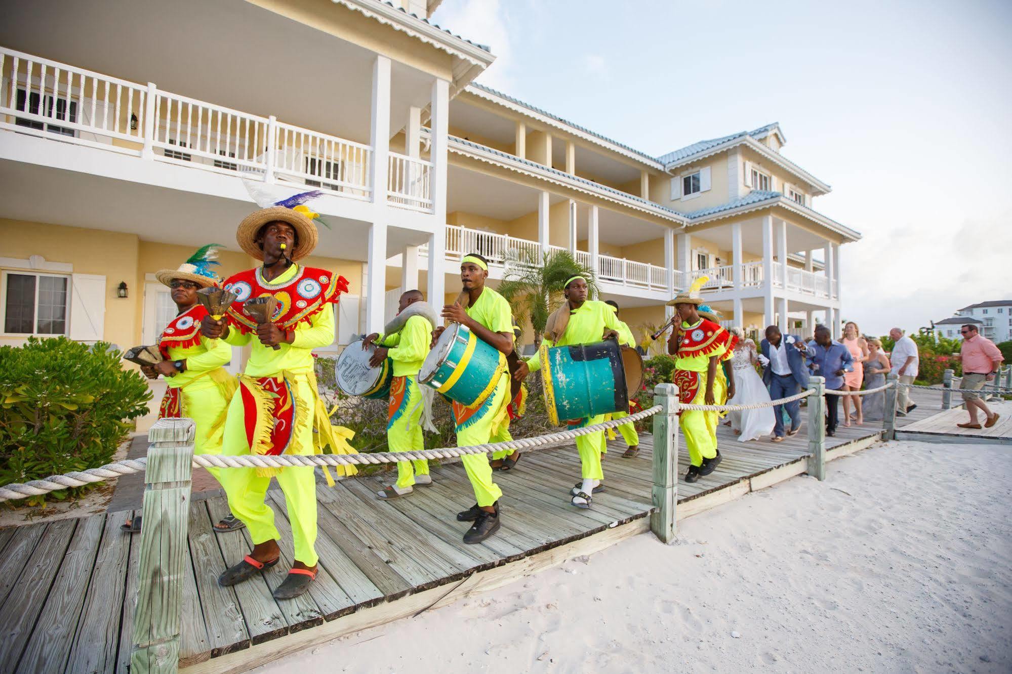 Beach House (Adults Only) The Bight Settlements Bagian luar foto